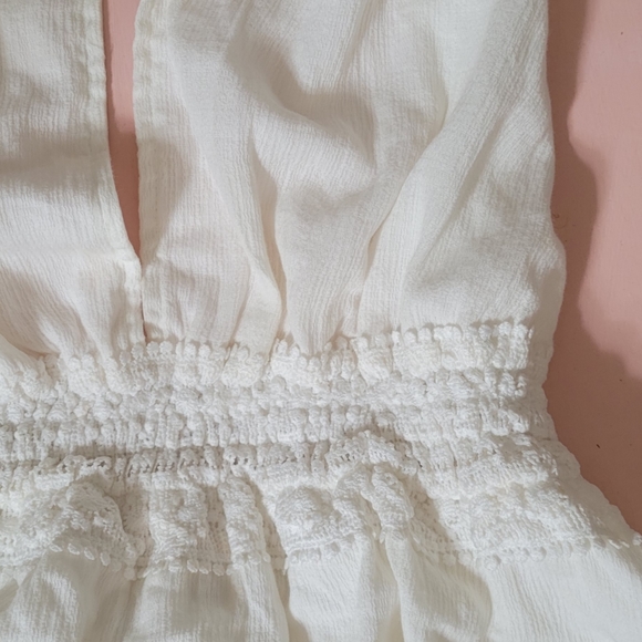 Backless Romper - Picture 6 of 9